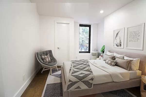 New-York Room for Rent